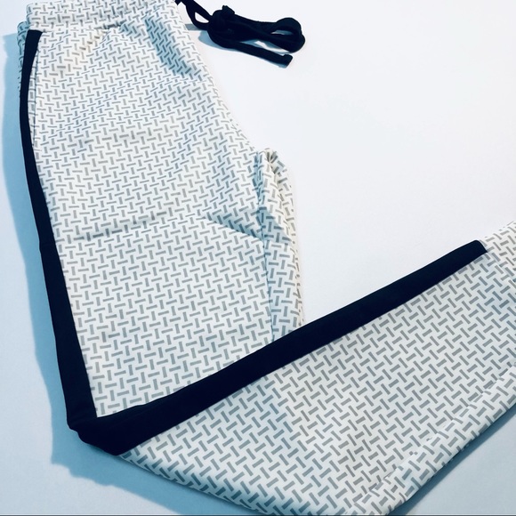 crosses - Picture 1 of 8